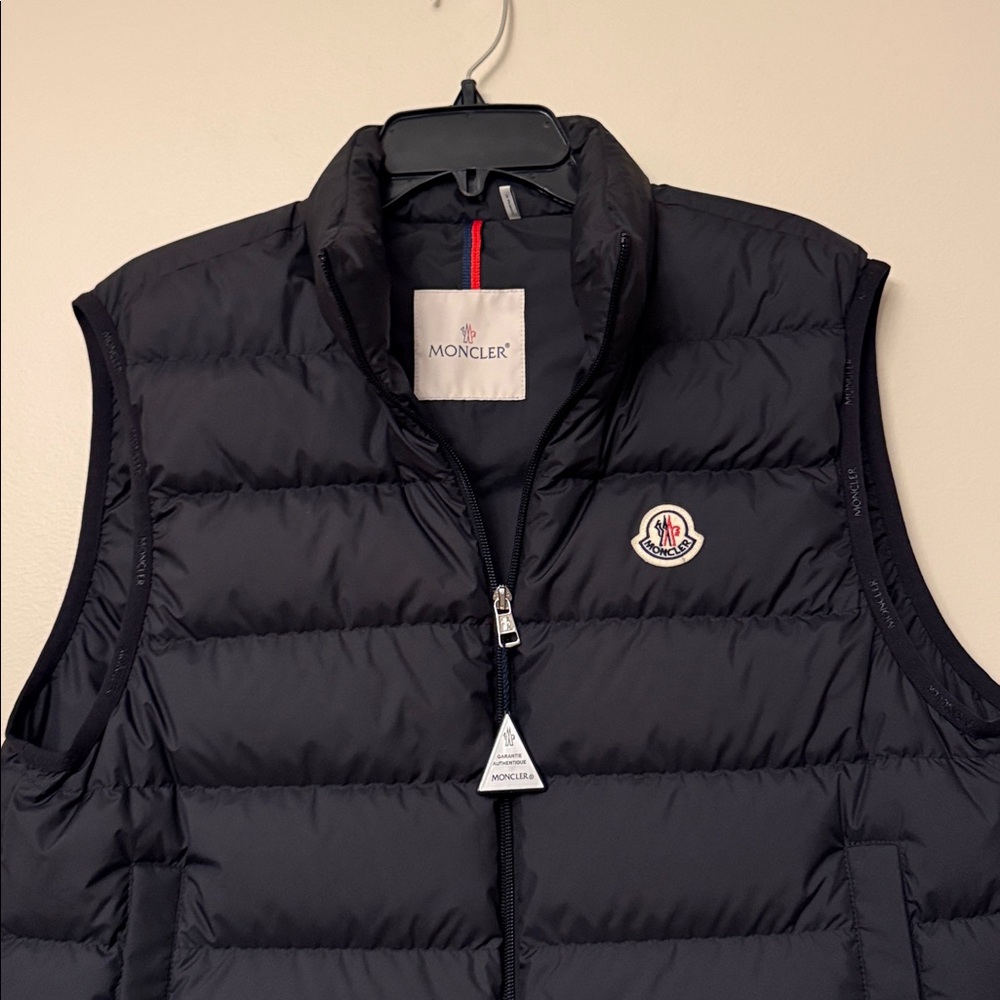 NEW Moncler Men's Contrin Puffer Vest - Picture 9 of 16